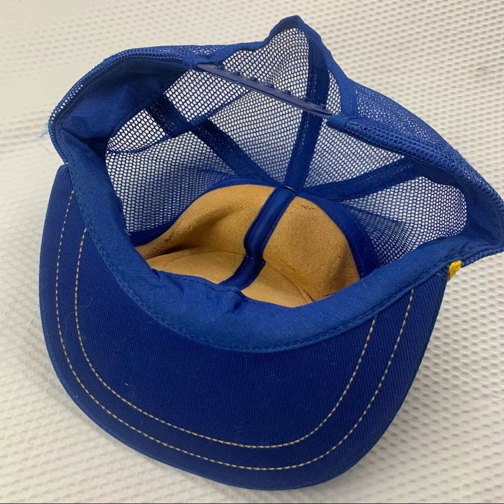 Vintage Dive master trucker hat